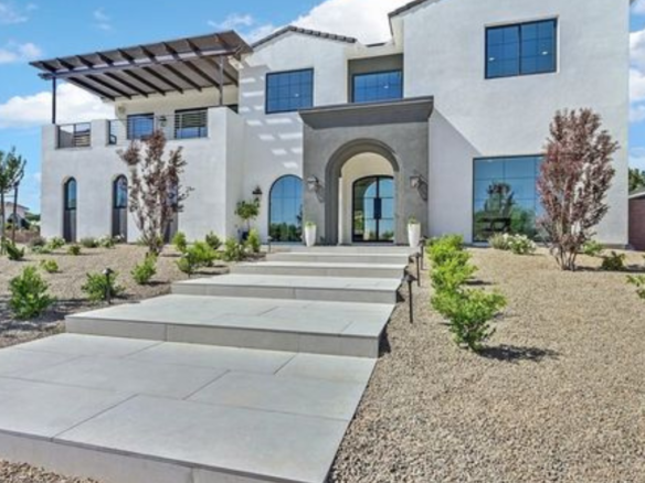 Image of a typical new construction home in Las Vegas.
